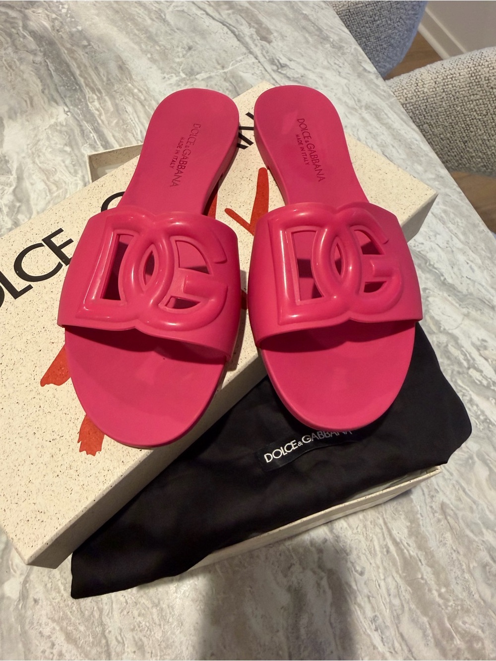 Dolce & Gabbana Bianca Interlock Slide Sandals in Fuchsia in 37